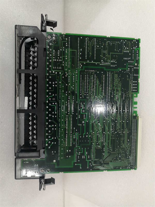 IC670MDL240J